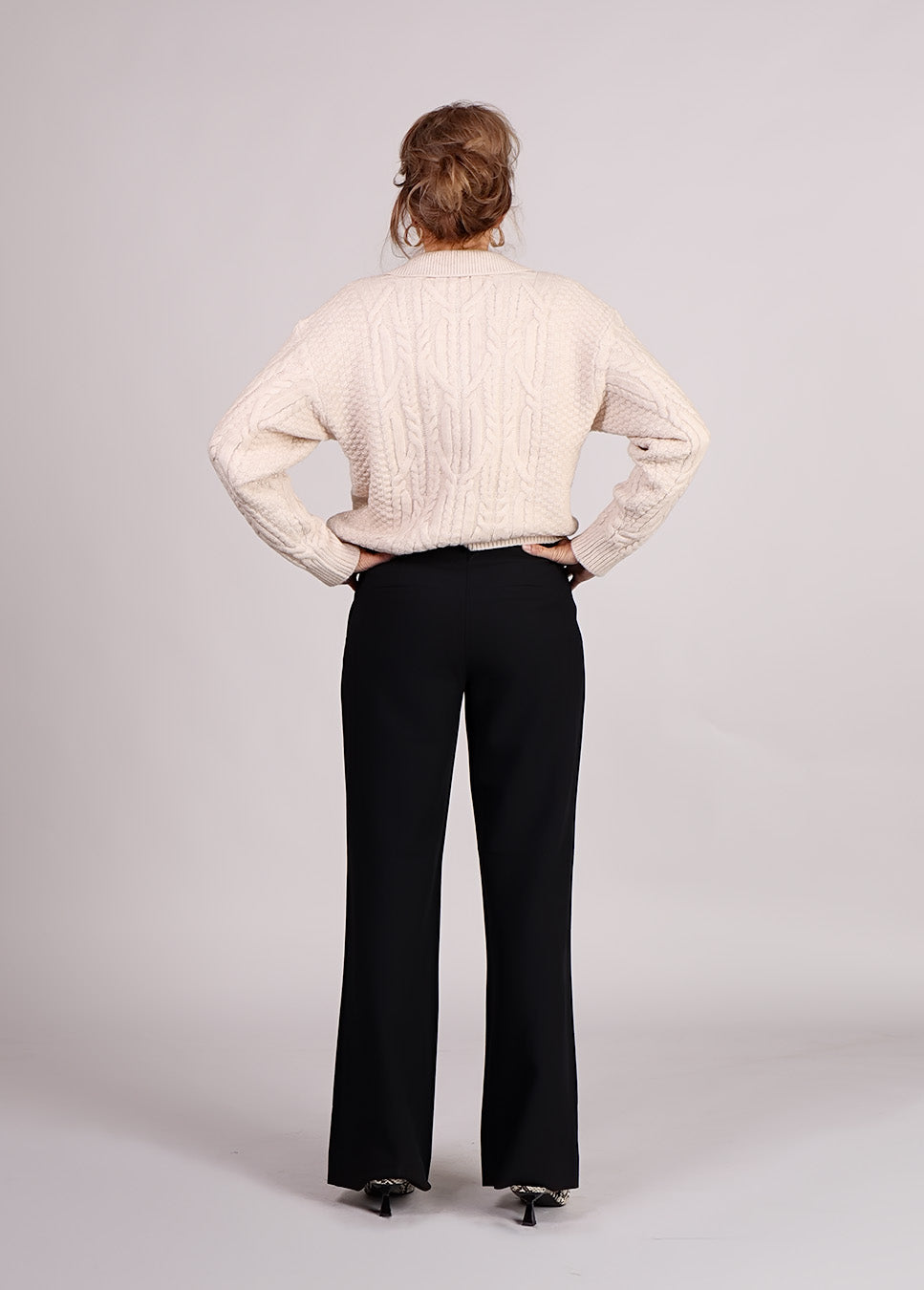 Co Couture VolaCC Eyelet LL Pant met veters zwart achterkant model